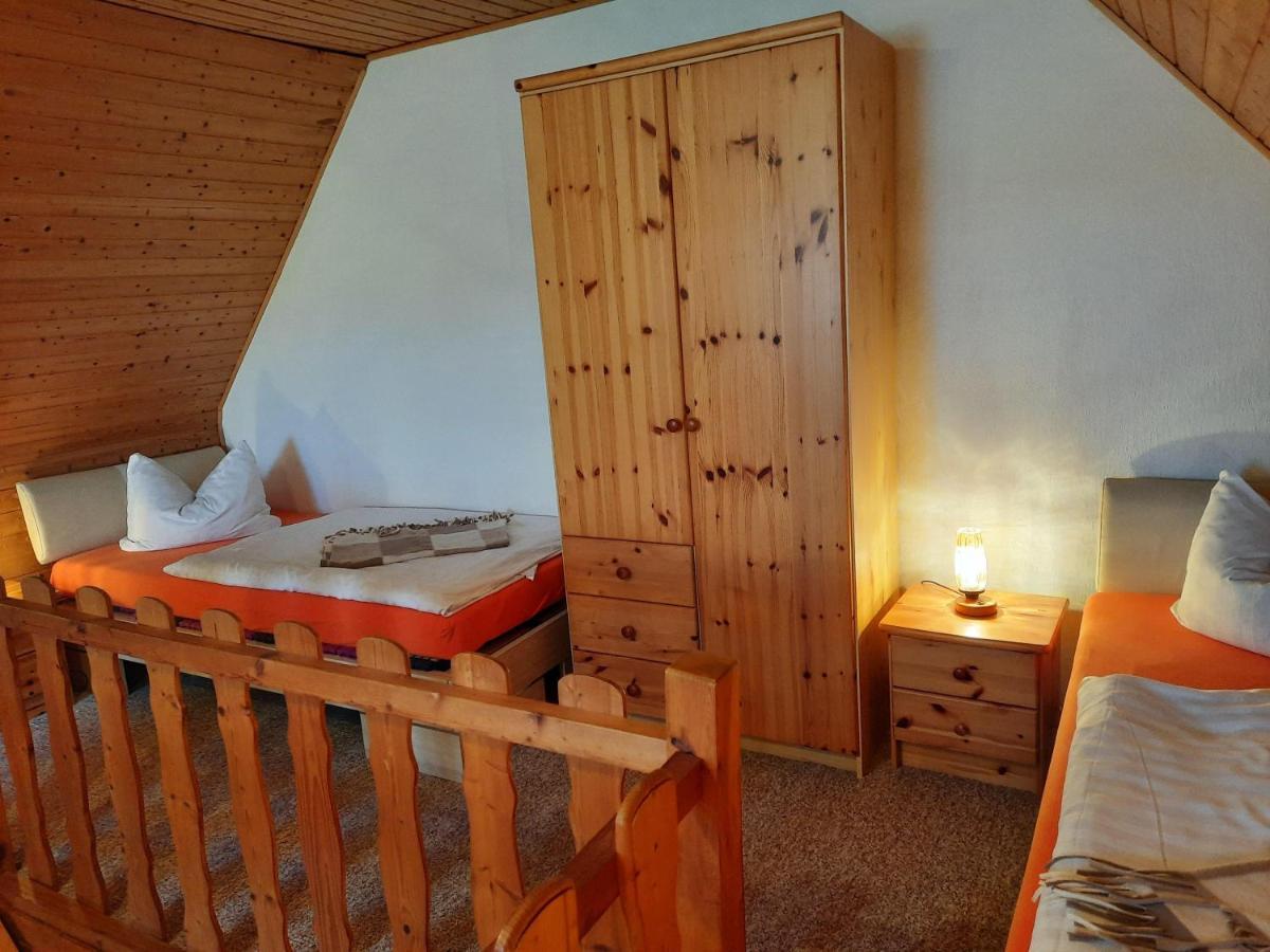 Leuchtturmblick - Ferienwohnung Fuer Die Familie In Grieben Insel Hiddensee Екстериор снимка